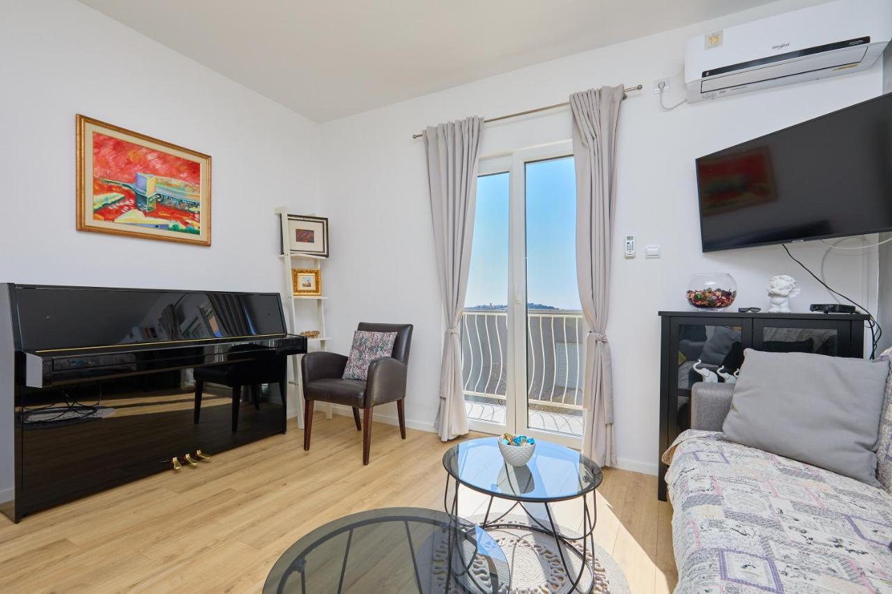 Apartment Piano ดูบรอฟนิก ภายนอก รูปภาพ