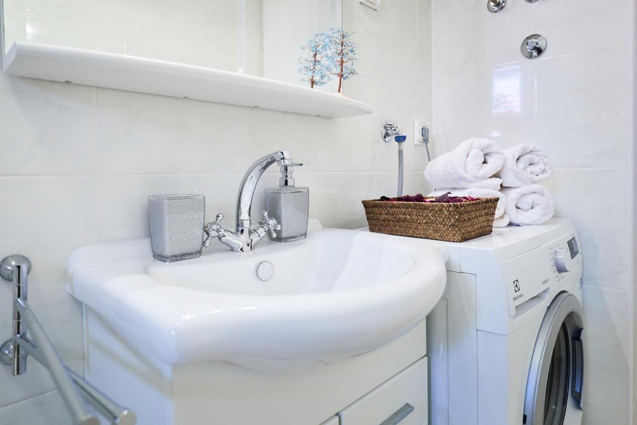 Apartment Piano ดูบรอฟนิก ภายนอก รูปภาพ